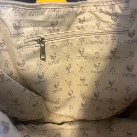 Vibrant Floral Tote Bag in Gray and Orange - Picture 3 of 8